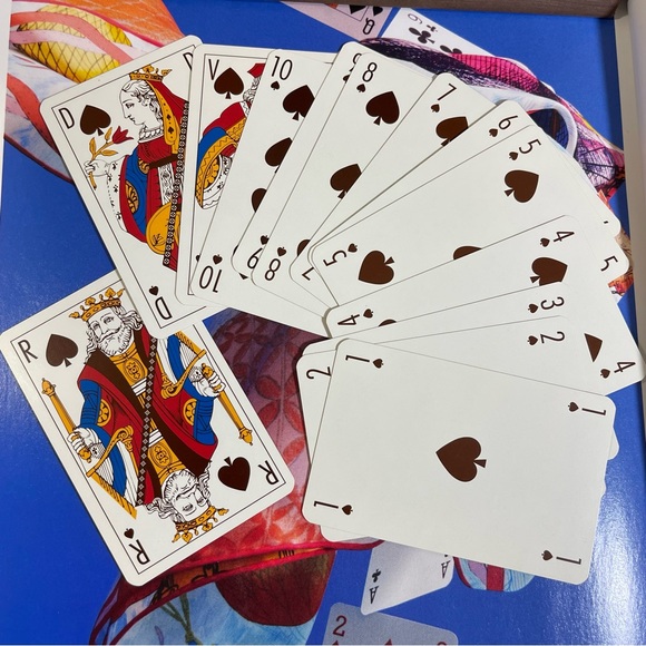 Louis Vuitton French-Suited Playing Cards, Deck of 54 Cards. - Picture 10 of 16